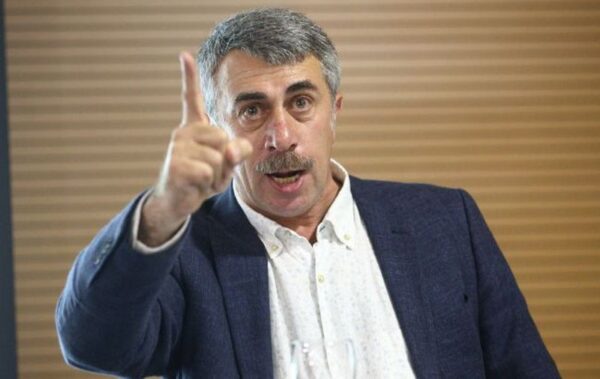 Комаровский раскритиковал популярное народное средство от кашля